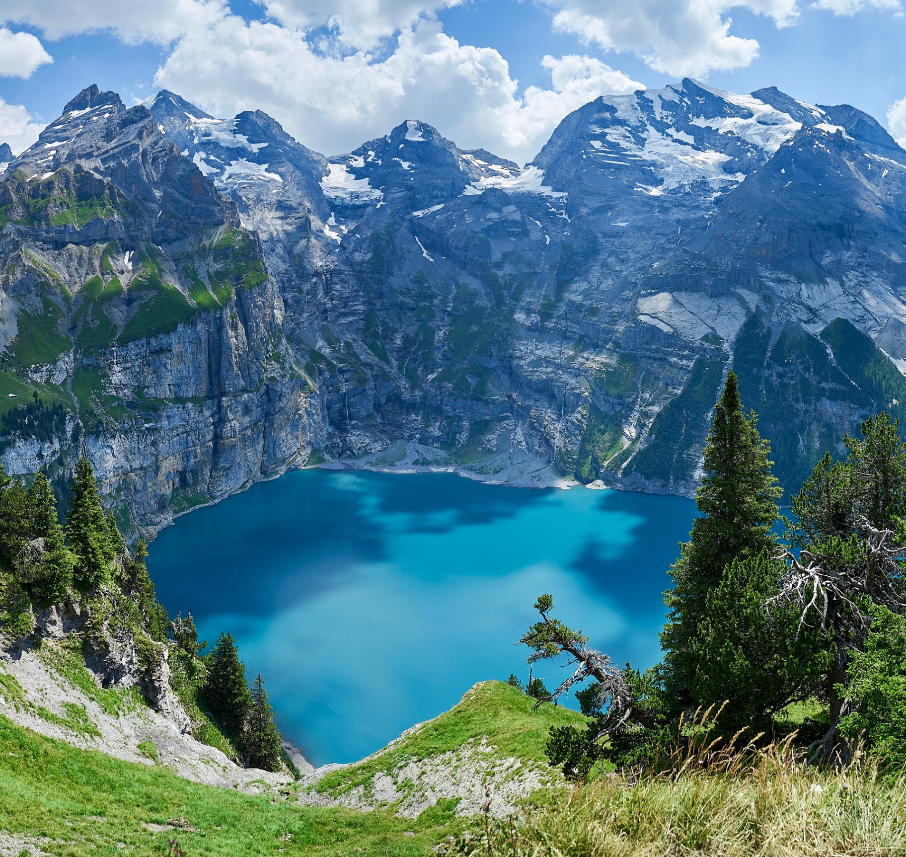 Lake Oeschinensee